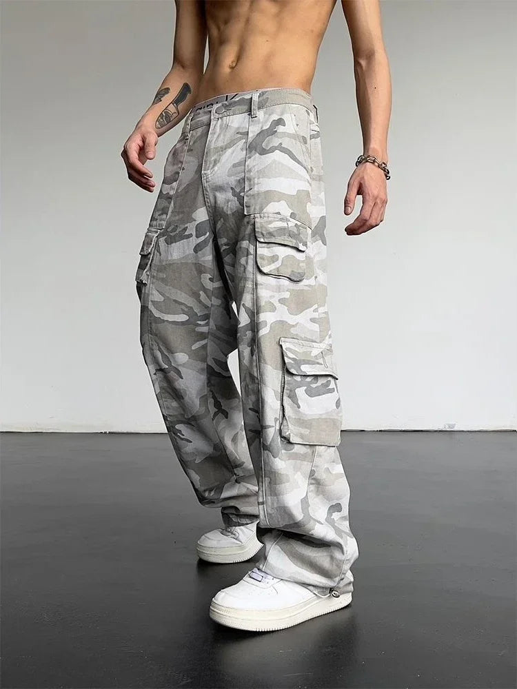 Y2K Cargo Pants (Camo)